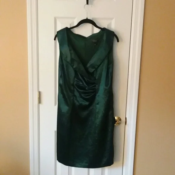 Dressbarn Collection Dresses | Dressbarn Collection Emerald Green Dress | Color: Green | Size: 12 | Phinasfinds's Closet
